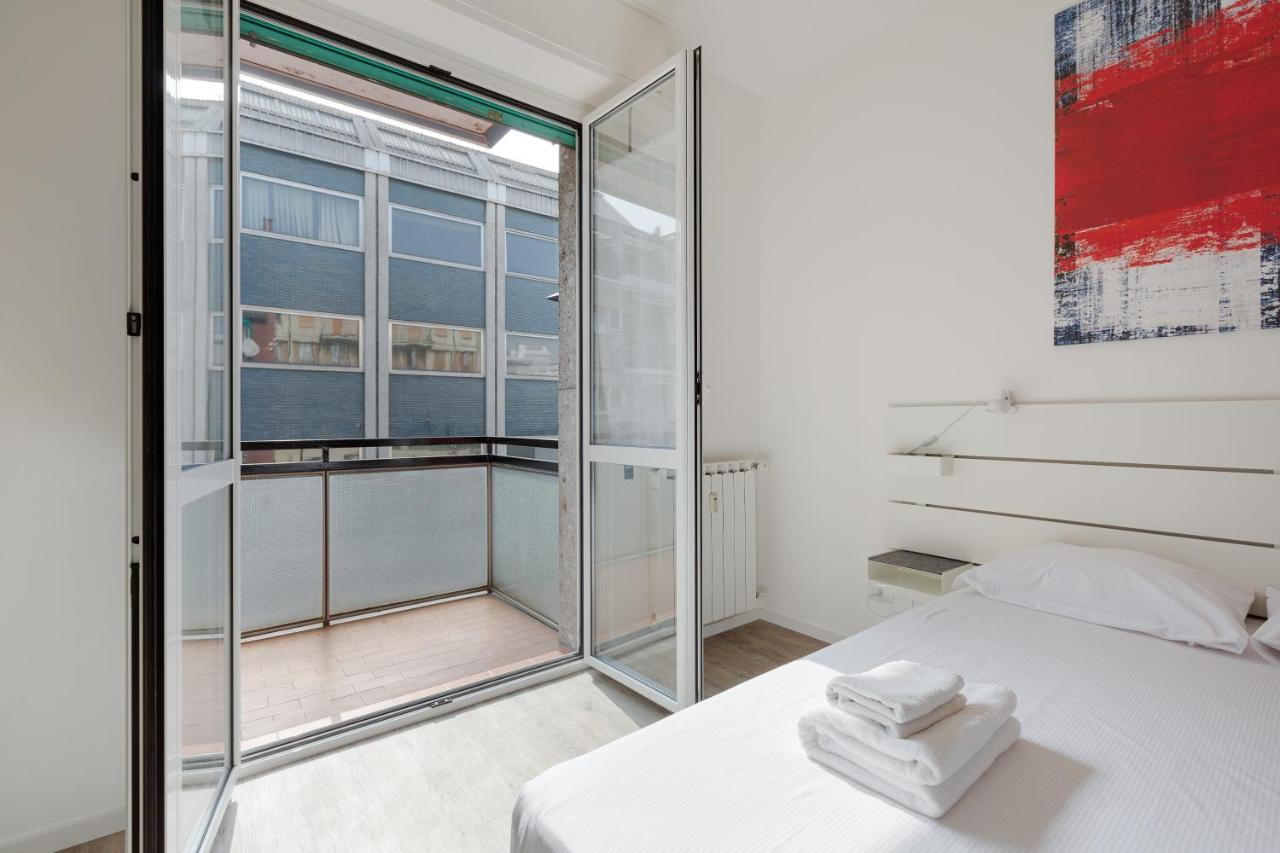 Cagnola Cozy Apartament With Balcony Milan Exterior photo